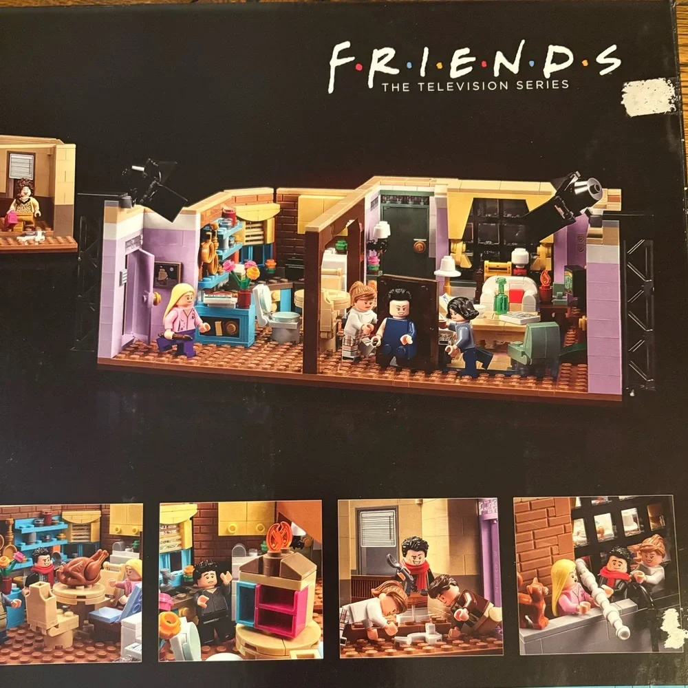 LEGO Friends Apartments Set with Characters - Picture 3 of 7